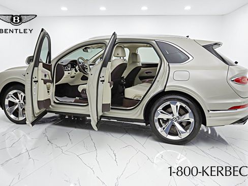 Used 2024 Bentley Bentayga Hybrid V6/LEASE OPTIONS AVAILA image 5