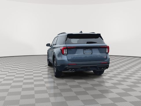 Used 2025 Ford Explorer ST w/ Sun And Sound Package image 7