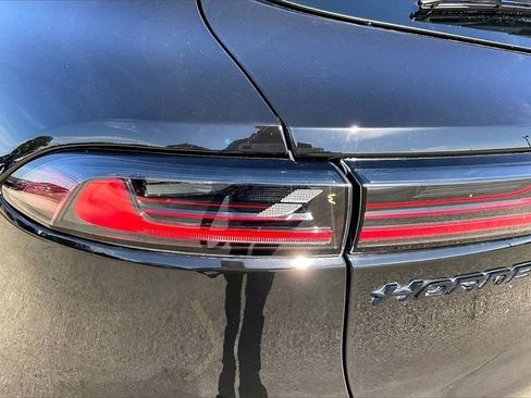 Used 2023 Dodge Hornet GT w/ Tech Pack w/o Parking image 20