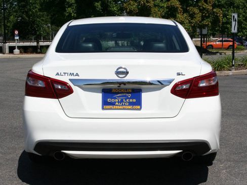 Used 2018 Nissan Altima 2.5 SL FWD image 8