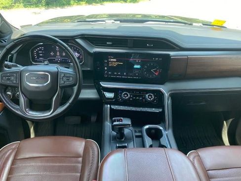 Used 2024 GMC Sierra 1500 Denali Ultimate AWD/4WD image 17
