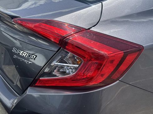 Used 2020 Honda Civic Sport image 11