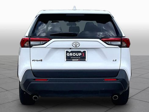 Used 2025 Toyota RAV4 LE FWD image 5