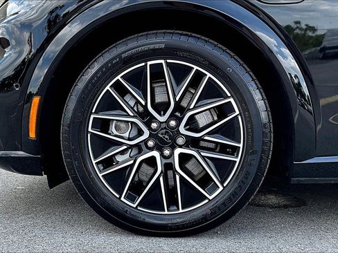 Certified 2024 Ford Mustang Mach-E Premium image 9