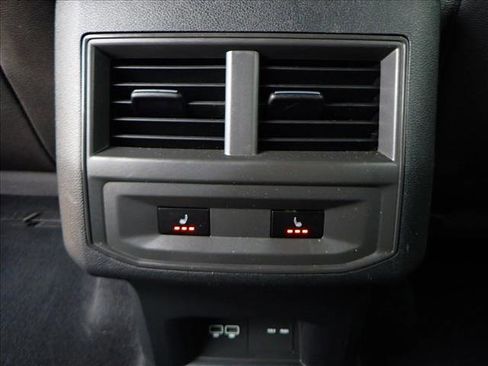 Used 2020 Volkswagen Atlas Cross Sport SEL Premium R-Line image 11