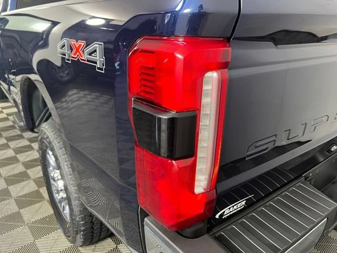 Used 2025 Ford F250 Lariat AWD/4WD image 37