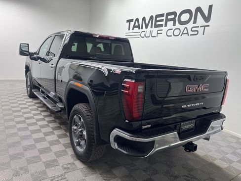 New 2026 GMC Sierra 2500 SLT w/ SLT Premium Package image 3