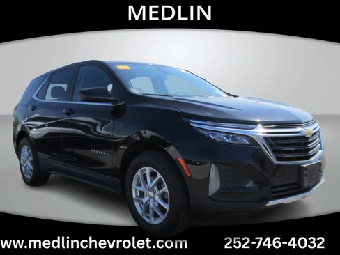 Used 2024 Chevrolet Equinox LT AWD/4WD image 2