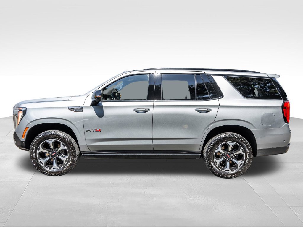 Used 2026 GMC Yukon AT4 w/ AT4 Premium Plus Package AWD/4WD image 12