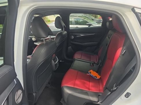 Used 2023 INFINITI QX55 Sensory w/ Lighting Package AWD/4WD image 10