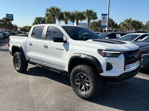 New 2026 Chevrolet Colorado ZR2 AWD/4WD image 9