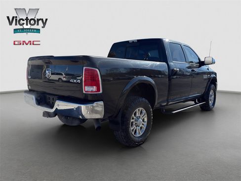 Used 2018 RAM 2500 Laramie image 8