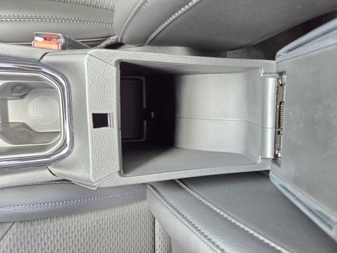 New 2026 Jeep Compass Latitude image 29