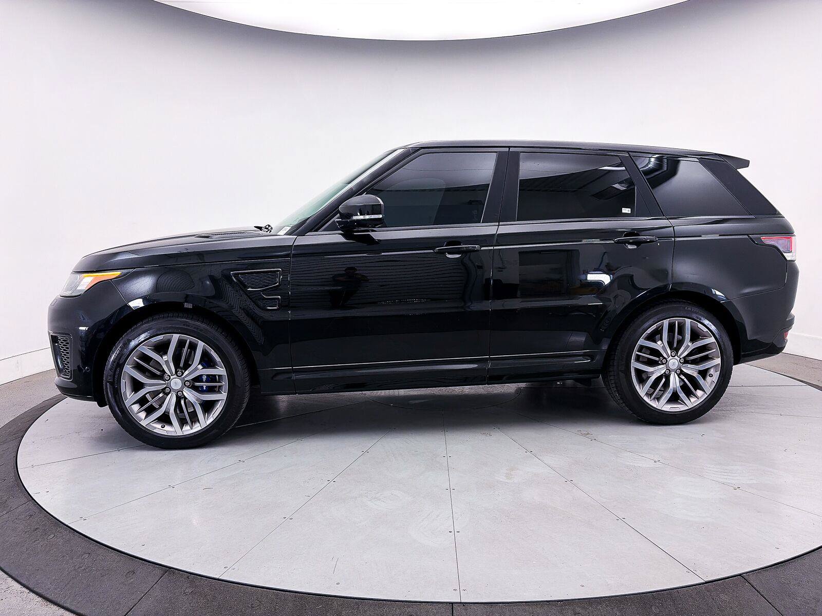 Used 2015 Land Rover Range Rover Sport SVR AWD/4WD image 32
