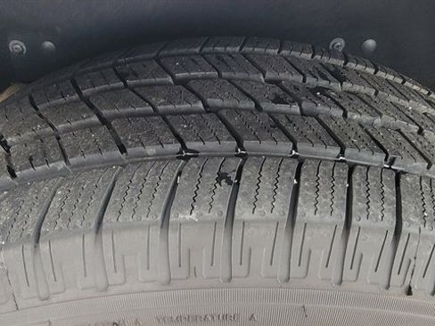 Used 2017 GMC Yukon SLT w/ Open Road Package image 14