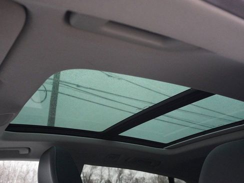 Used 2023 Audi Q8 Premium AWD/4WD image 20