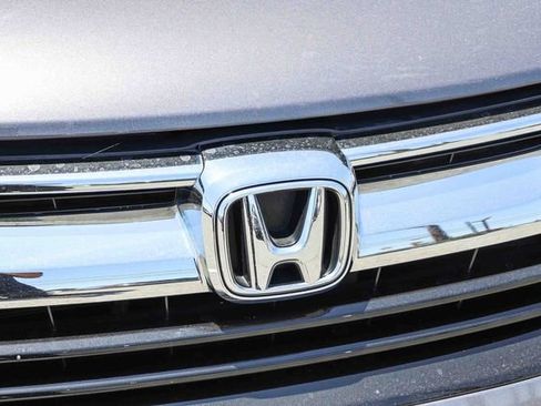 Used 2019 Honda CR-V LX image 6