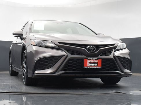 Used 2024 Toyota Camry SE image 28