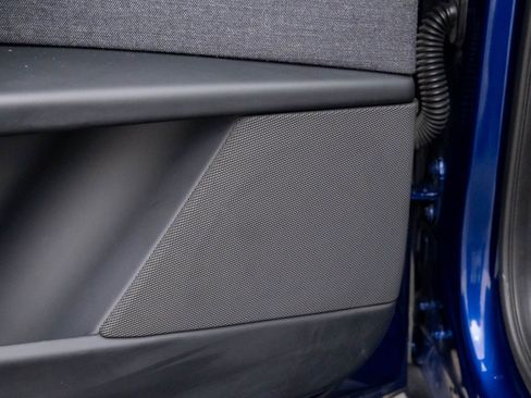 Used 2023 Tesla Model X Plaid image 10