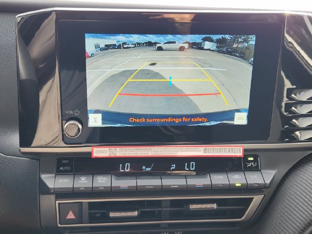Used 2026 Toyota Camry SE w/ Convenience Package FWD image 6