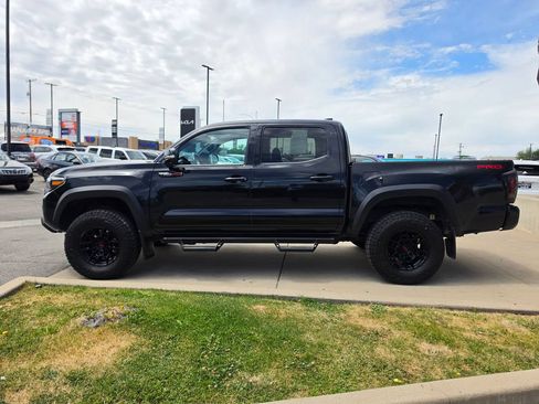 Used 2021 Toyota Tacoma TRD Pro AWD/4WD image 8