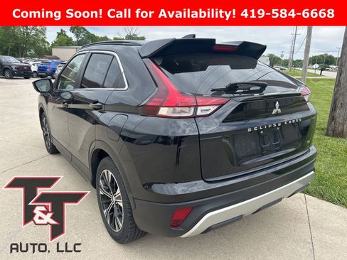 Used 2022 Mitsubishi Eclipse Cross FWD image 3
