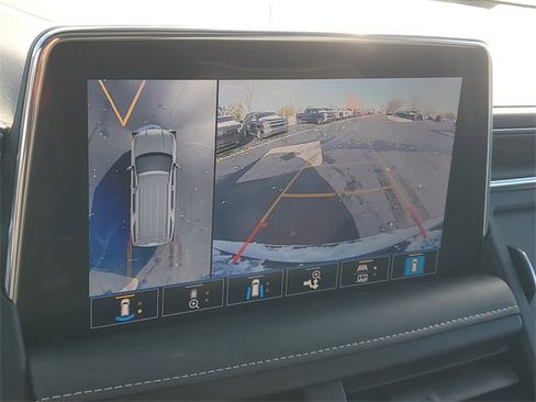 Used 2021 GMC Yukon SLT w/ SLT Premium Package image 28