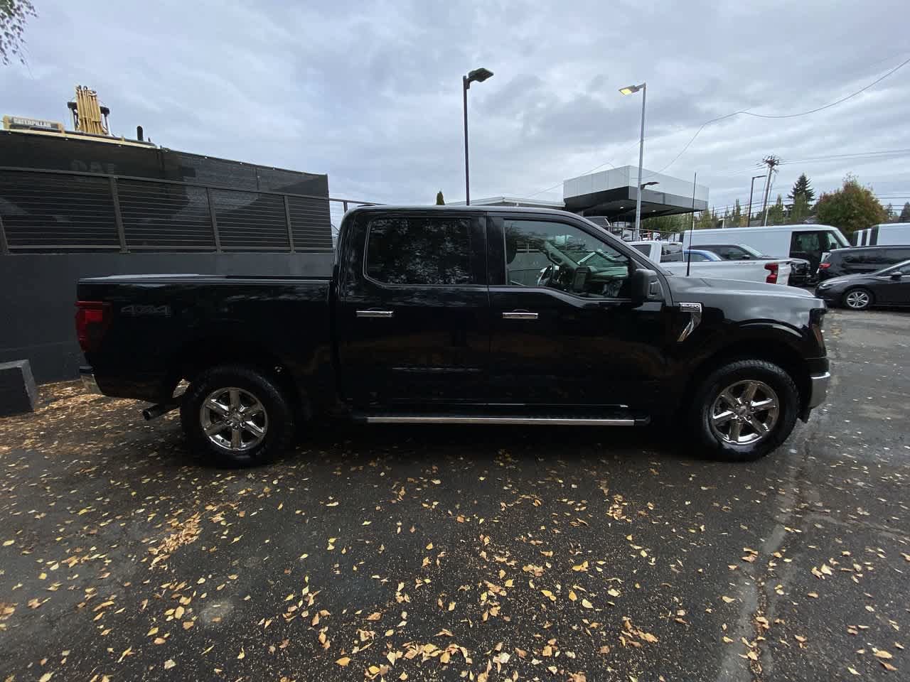 Used 2025 Ford F150 XLT w/ Equipment Group 301A Standard AWD/4WD image 7
