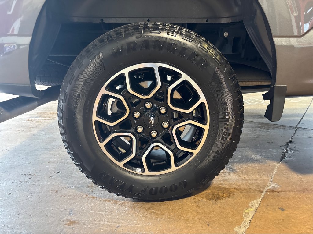 Used 2022 Ford F150 XLT w/ Equipment Group 302A High AWD/4WD image 21