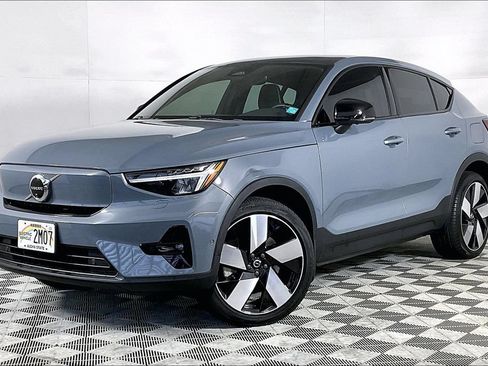 Used 2023 Volvo C40 P8 Recharge Ultimate AWD/4WD image 1