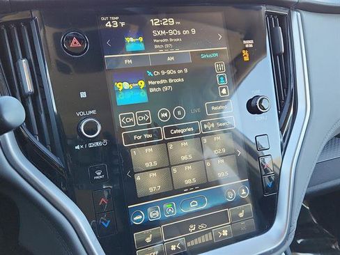 Used 2024 Subaru Outback Premium image 18