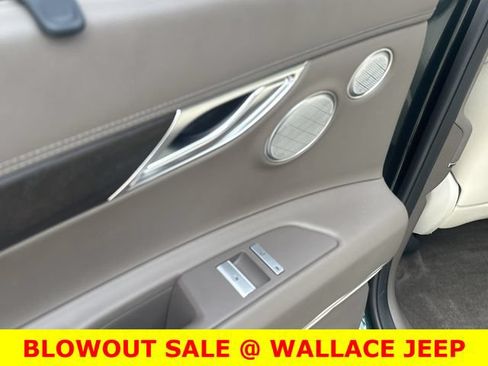 Used 2021 Genesis GV80 2.5T w/ Prestige Package 05 RWD image 12