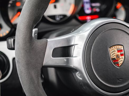 Used 2015 Porsche 911 GT3 RWD image 35