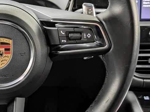 Used 2024 Porsche Macan AWD/4WD image 33