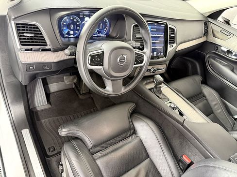 Used 2022 Volvo XC90 T6 Inscription w/ Advanced Package image 22