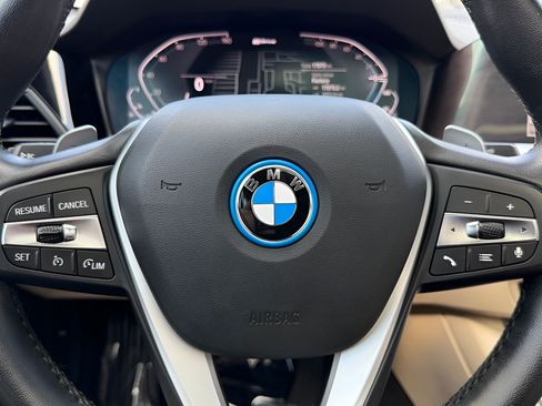 Used 2022 BMW 330e RWD image 44