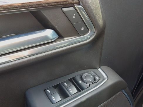 Used 2023 Chevrolet Silverado 1500 LT image 15