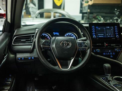Used 2024 Toyota Camry LE FWD image 15