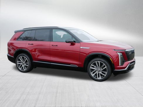 Certified 2026 Cadillac Vistiq Sport w/ LPO, Floor Liner Package image 8