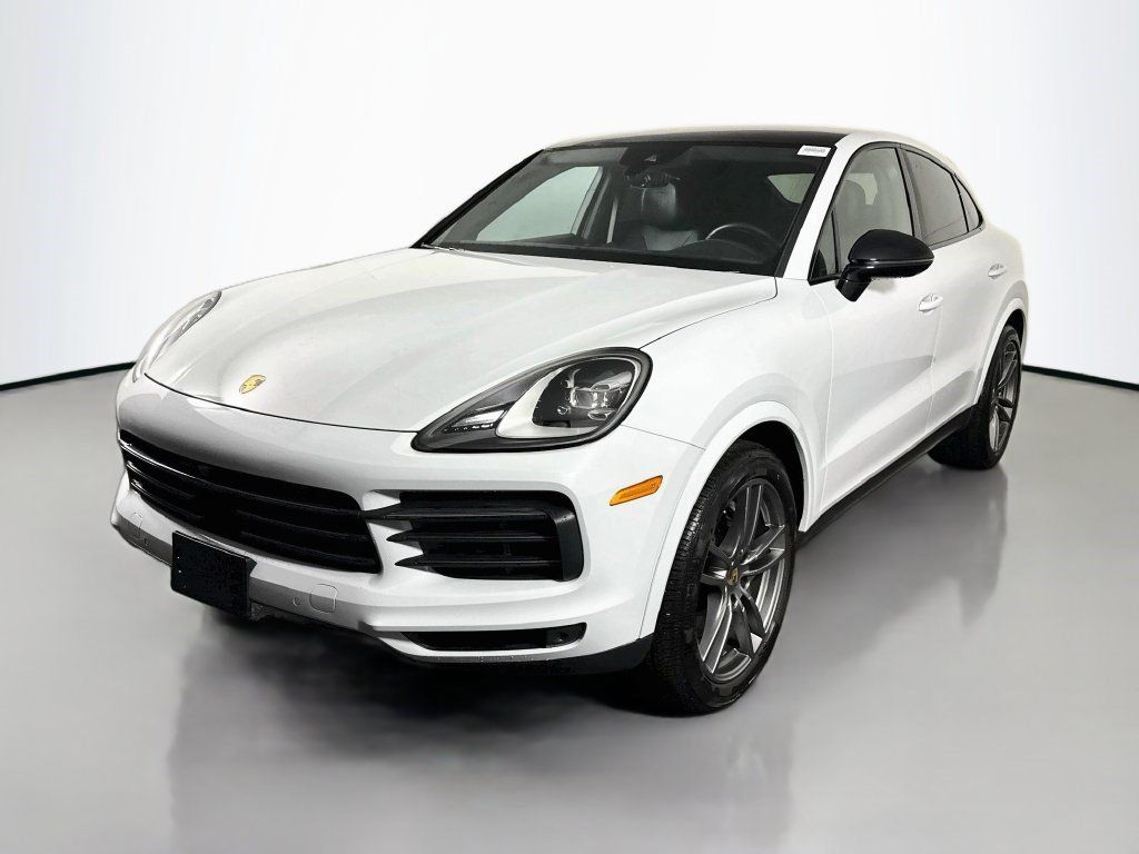 Used 2023 Porsche Cayenne Platinum Edition AWD/4WD image 4