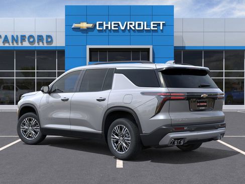 New 2026 Chevrolet Traverse LT w/ LPO, Floor Liner Package image 3