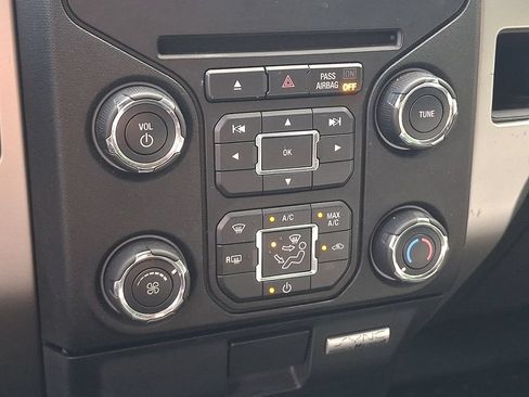 Used 2013 Ford F150 XLT w/ Luxury Equipment Group AWD/4WD image 15