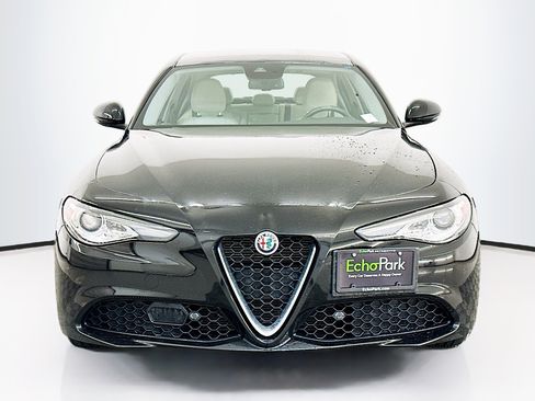 Used 2021 Alfa Romeo Giulia Ti w/ Active Assist 2 Package TI image 2