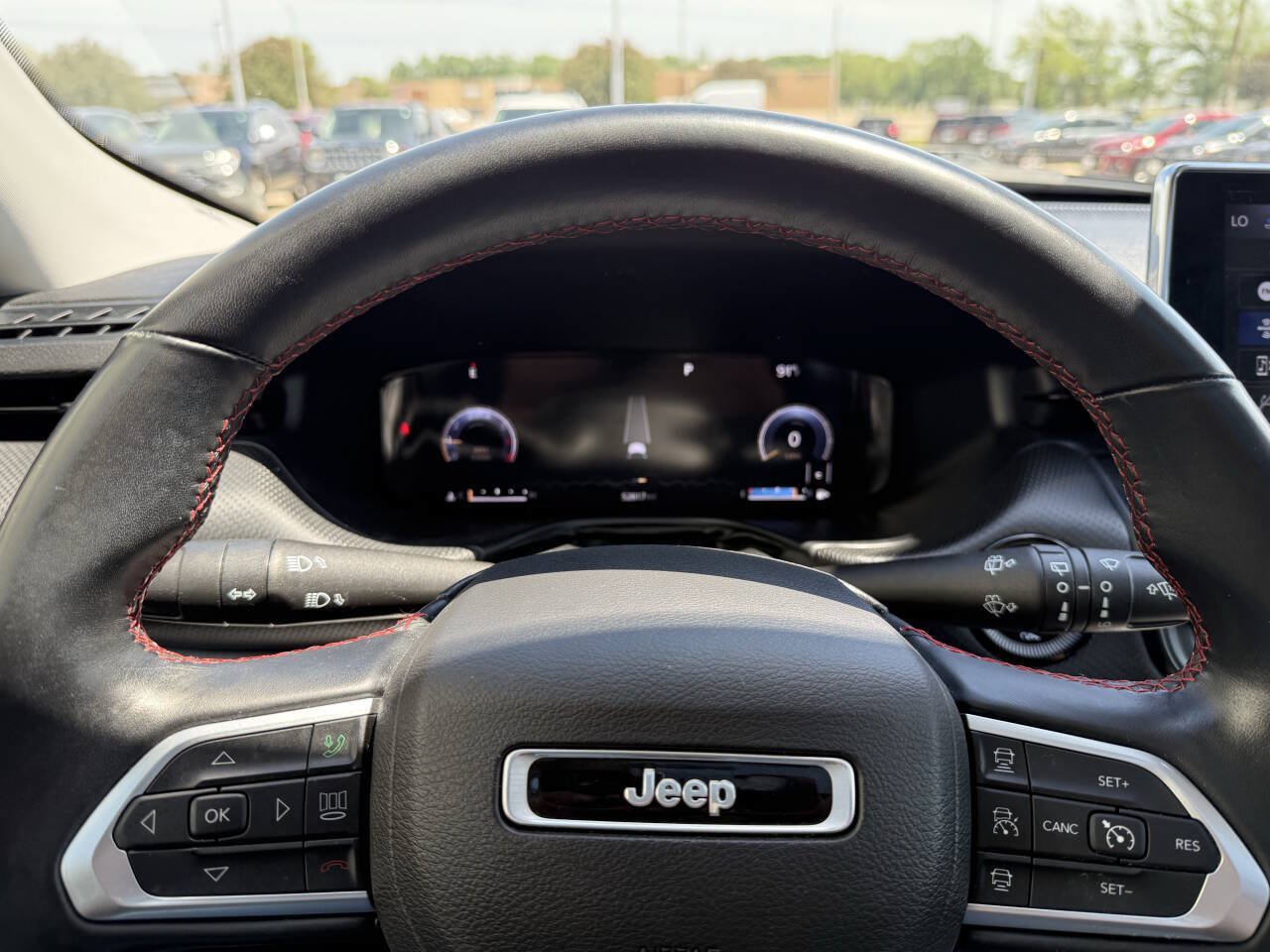 Used 2022 Jeep Compass Trailhawk w/ Trailhawk Elite Group AWD/4WD image 7