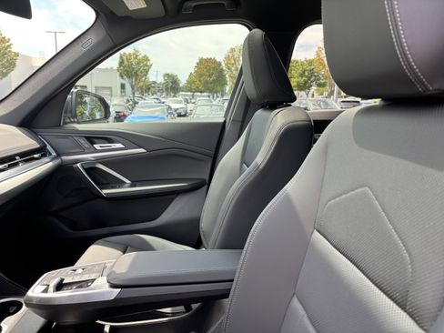 Used 2026 BMW X1 xDrive28i image 15