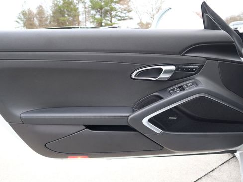 Used 2015 Porsche 911 Carrera S image 38