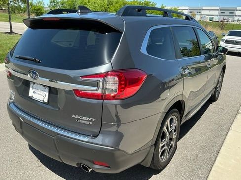 Used 2025 Subaru Ascent Touring w/ Popular Package #1 AWD/4WD image 7