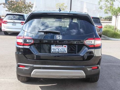 Used 2023 Honda Pilot EX-L image 6