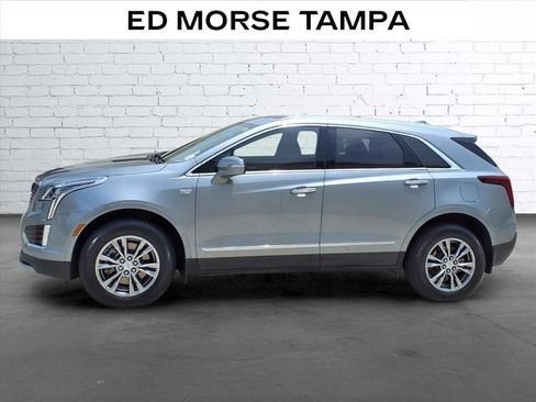 Used 2023 Cadillac XT5 Premium Luxury FWD image 2