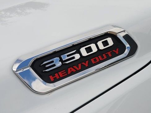 Used 2024 RAM 3500 Big Horn image 10